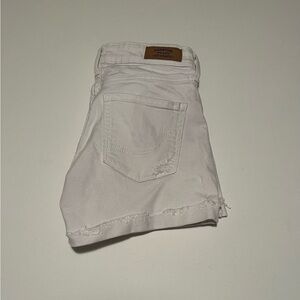 EUC‎ Levis Womens White Mid Length Stretch Cuffed Jean Shorts Size 26 (B5)